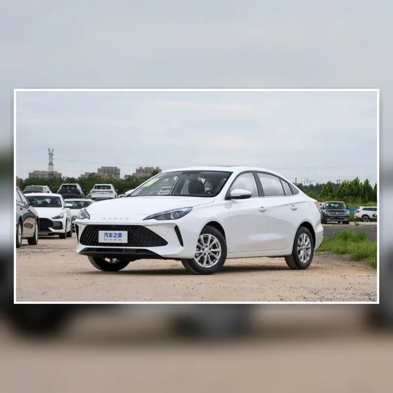 Roewe i5 2