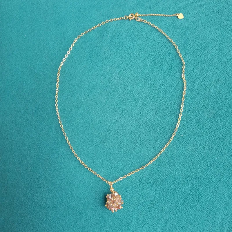 Collier Fleur de Cristal 3