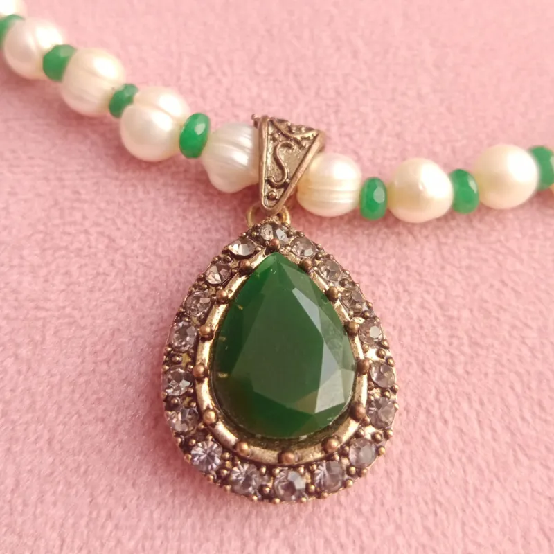 Collier Éclat Perlé Vert 3